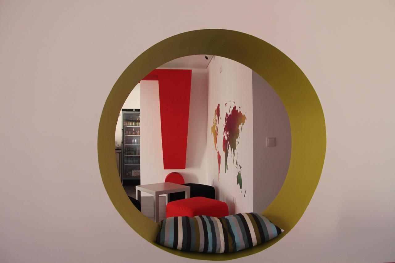 Uau Hostel Фигейра да Фош Екстериор снимка